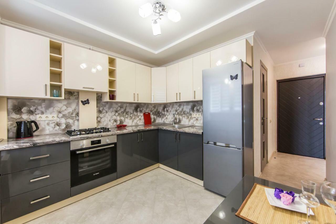 Апартаменты The Best Rest In This Stylish, Cozy Apartament. Киев Экстерьер фото