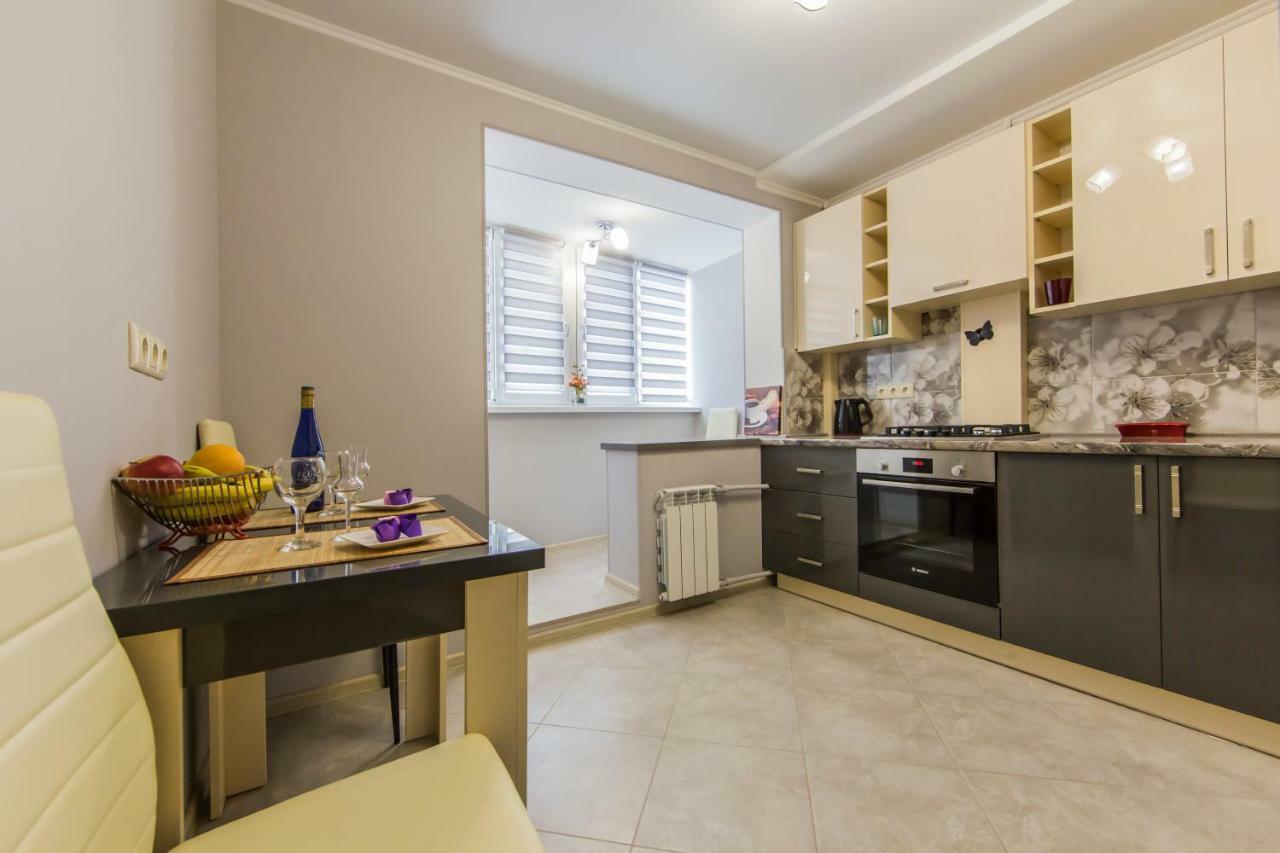Апартаменты The Best Rest In This Stylish, Cozy Apartament. Киев Экстерьер фото